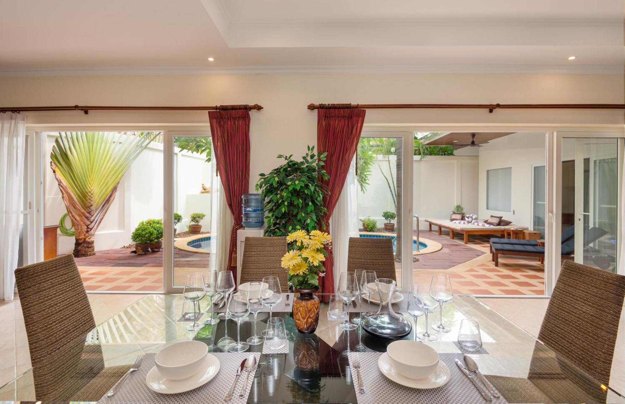 Village Austria Luxury Pool Villas 芭達亞 外观 照片